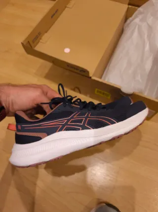 Zapatillas ASICS JOLT 5 a estrenar