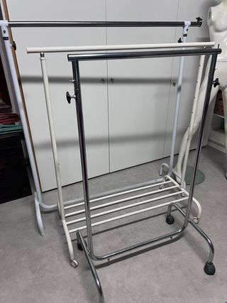 Burro perchero pequeño para ropa 1.28 x72 m.