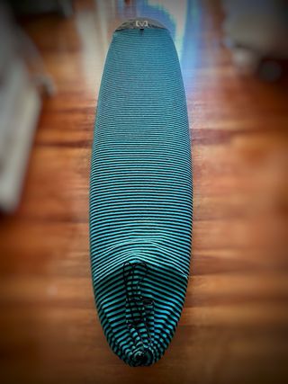Tablon 8’0 y neopreno de regalo