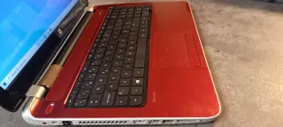 HP Protectsmart 15 Laptop Roja