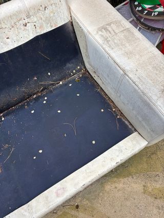 Sofá de 2 plazas blanco y negro