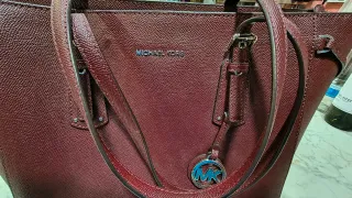 Bolso de mujer Michael Kors color granate