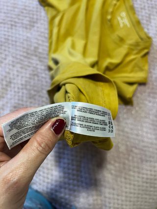 Camiseta manga corta mostaza