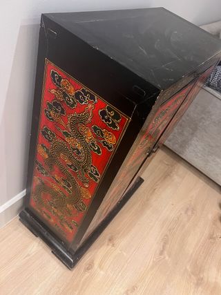 Mueble Aparador. Oriental Dragones Rojo y Negro