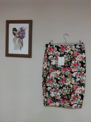 Falda tubo estampada floral