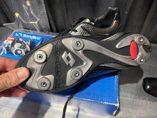 Botas de fútbol Lotto Talla 42 Nuevas