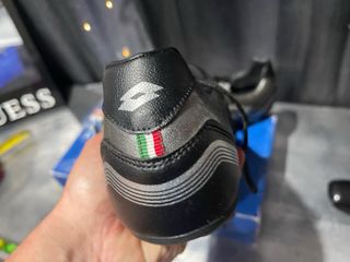 Botas de fútbol Lotto Talla 42 Nuevas