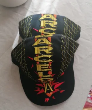 Lote 2 Gorras Talla 53 sin estrenar