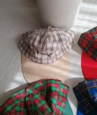 Lote 4 Gorras Escocesas Talla 59
