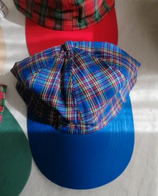 Lote 4 Gorras Escocesas Talla 59