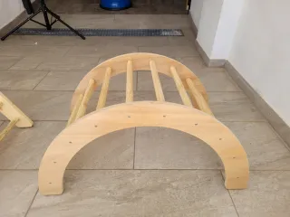 Escalera Pikler y Arco de madera