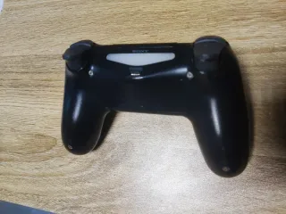 PS4 Slim 500GB + juegos