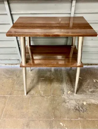 Mesa auxiliar vintage 2 baldas madera y metal