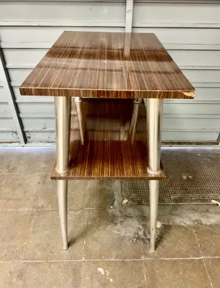 Mesa auxiliar vintage 2 baldas madera y metal