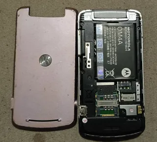 Motorola Gleam plateado