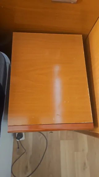 2 Mesitas de noche