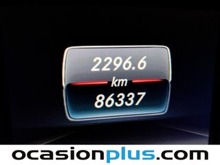 Mercedes-Benz GLA 180 90 kW (122 CV)