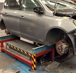 Guantera peugeot 1813107 9677995177 308 (2013->)