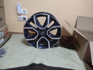 Juego de Llantas Originales Citroën ë-C4 18 2022