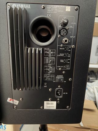 2 Monitor da Studio Yamaha HS8
