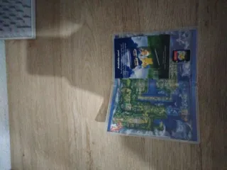 Pokémon Let's Go Pikachu! Nintendo Switch con manuale