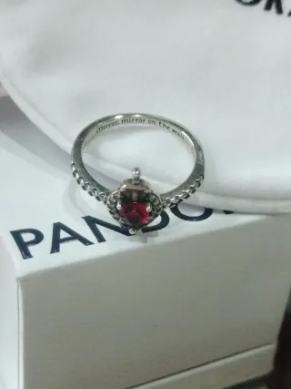 Anillo Pandora Disney Corazón Rojo