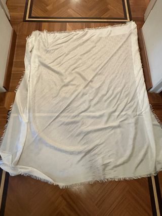Stola Gucci 100% Lana 140x140 Bianca