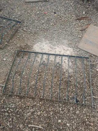 Verjas de ventana metálicas