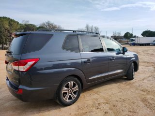 SsangYong Rodius 2016 7 plazas