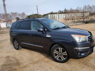 SsangYong Rodius 2016 7 plazas