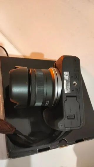 Canon EOS R100 Fotocamera Mirrorless