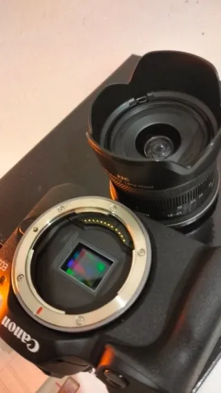 Canon EOS R100 Fotocamera Mirrorless