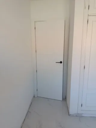 Montaje e Instalación de Puertas