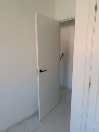 Montaje e Instalación de Puertas