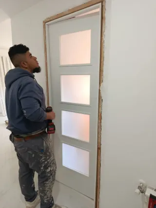 Montaje e Instalación de Puertas