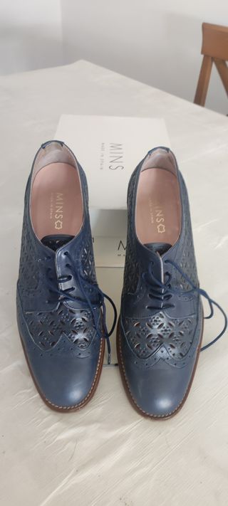 Zapatos Mins mujer calados azul
