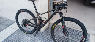 Bicicleta Montaña Doble Carbono Scott