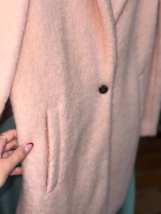 Abrigo rosa claro Pull&Bear talla M