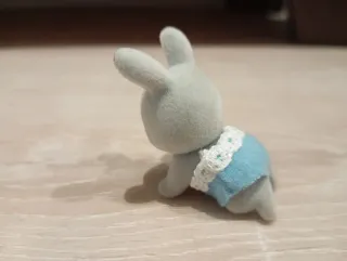 Sylvanian Families Conejito Bebé