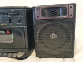 SANYO MW171L Radio Cassette.