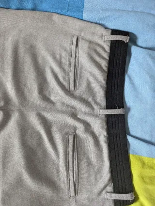 Traje gris Slim cómodo y versátil