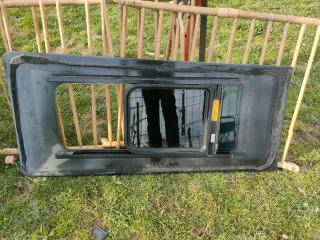 Ventanas laterales para vehículo
