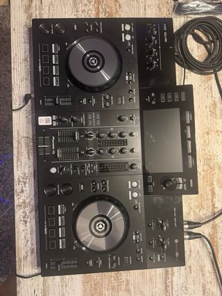 Controladora DJ Pioneer DDJ-RR SIN USAR