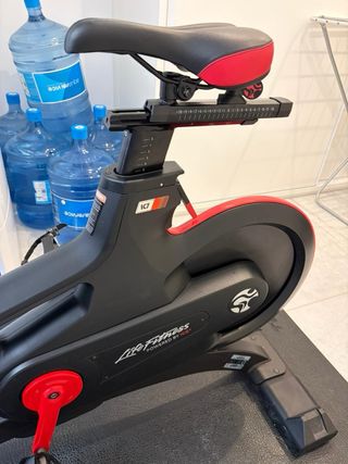 Bicicleta Indoor Life Fitness IC7