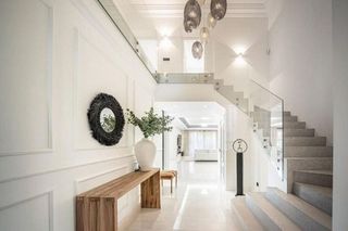 Casa adosada en alquiler en Nueva Andalucía centro en Marbella