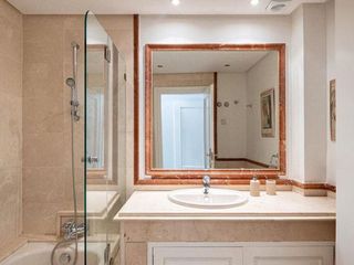 Casa adosada en alquiler en Nueva Andalucía centro en Marbella