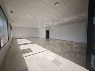Local comercial en alquiler en Gines