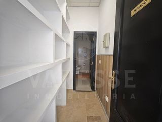 Local comercial en alquiler en Gines