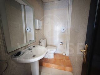 Local comercial en alquiler en Gines