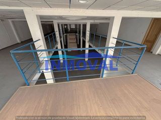 Local comercial en alquiler en Valdepeñas